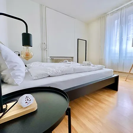 Citycentral 2 Bedroom Flat Near Main Station Zürich Exterior foto