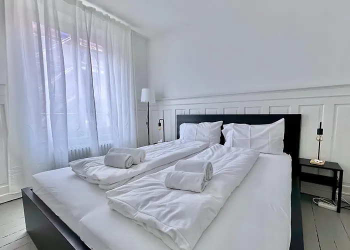 Citycentral 2 Bedroom Flat Near Main Station