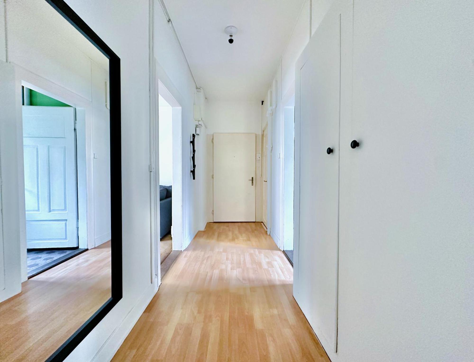Citycentral 2 Bedroom Flat Near Main Station Zürich