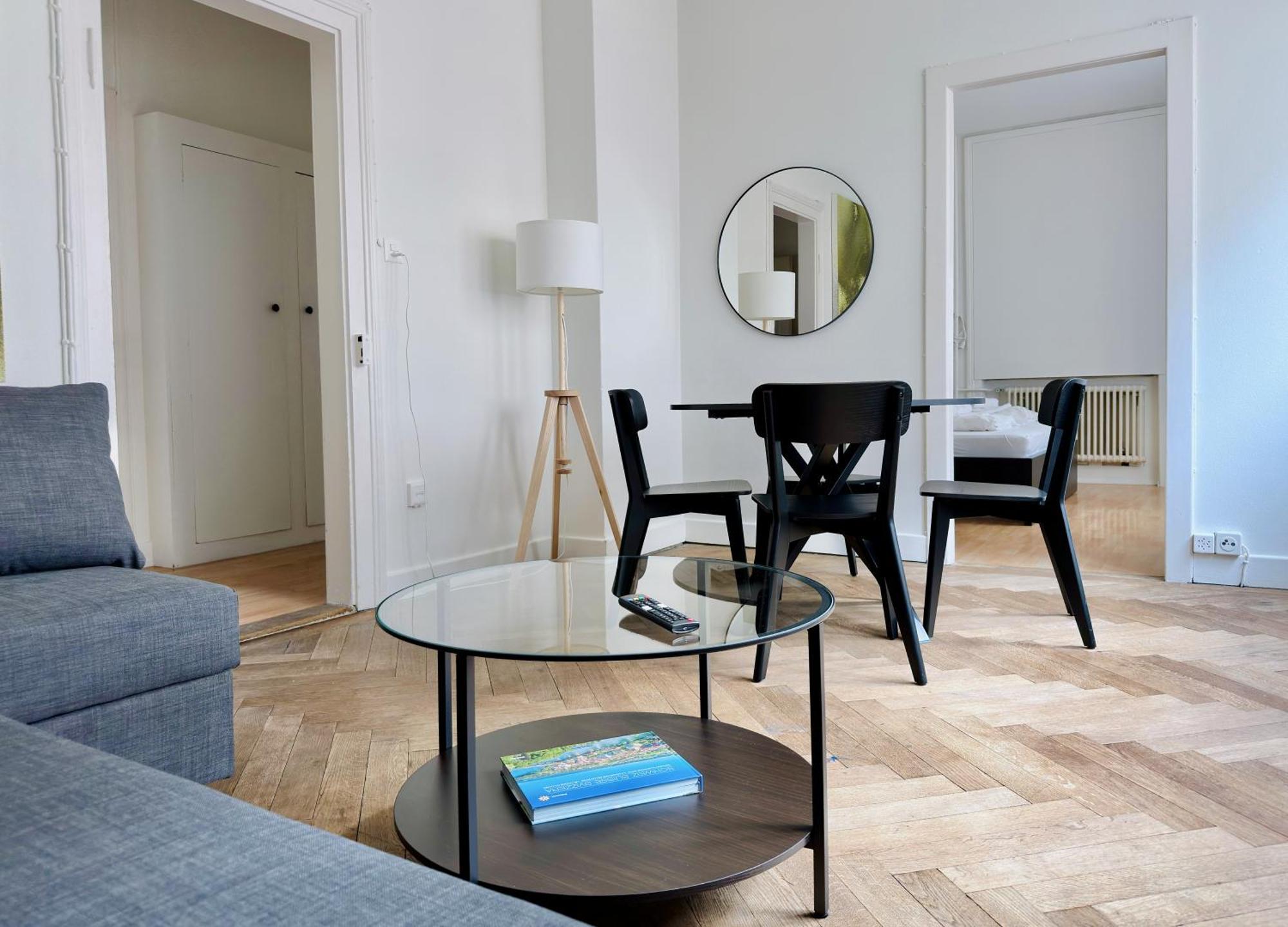 Citycentral 2 Bedroom Flat Near Main Station * Zürich