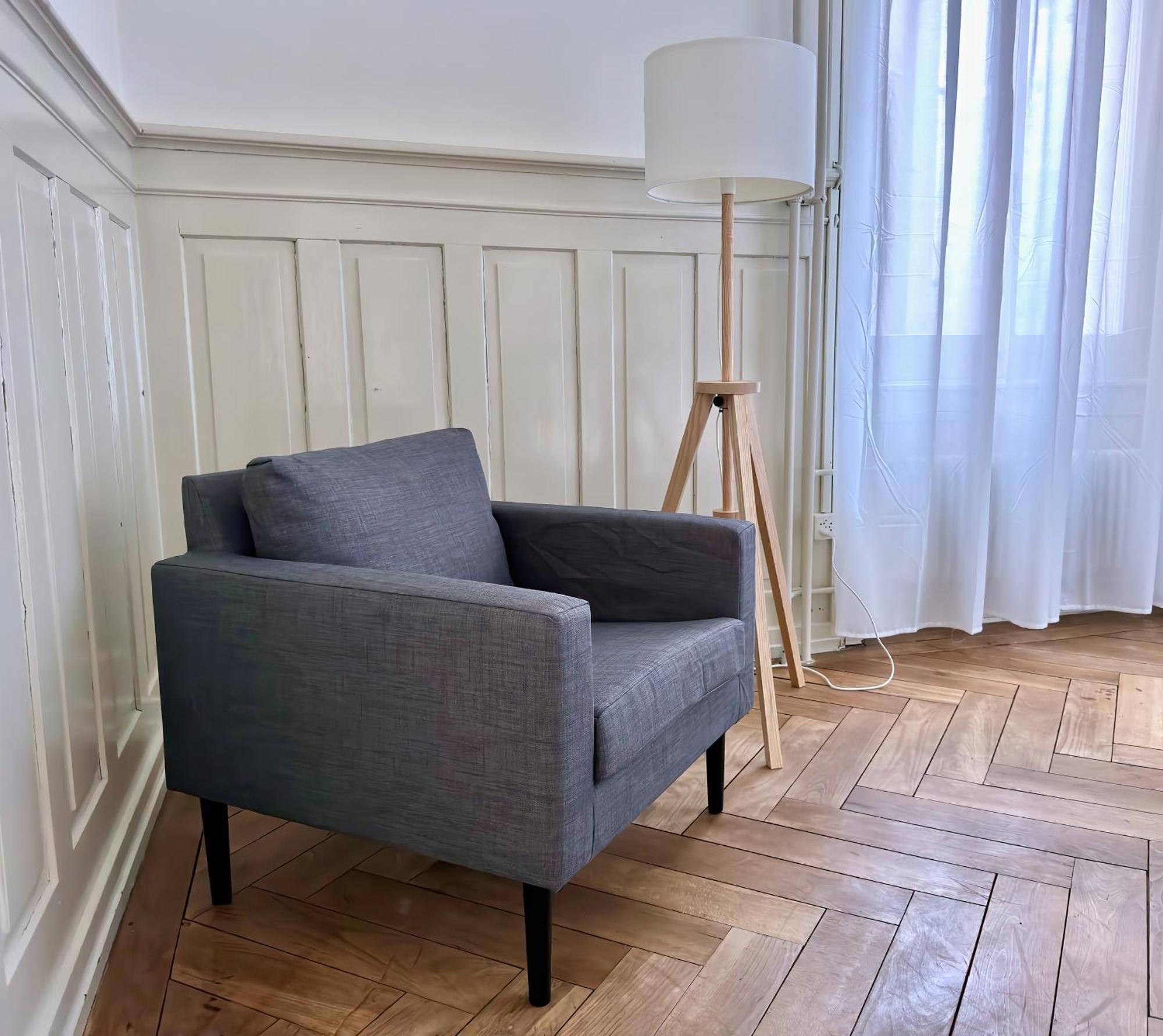 Citycentral 2 Bedroom Flat Near Main Station Zürich